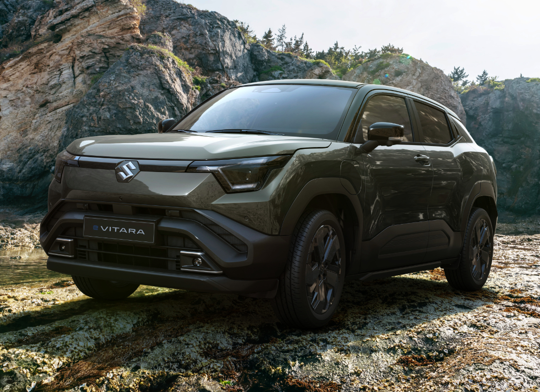 2025 - Tracțiune integrală cu două motoare electrice – eVITARA